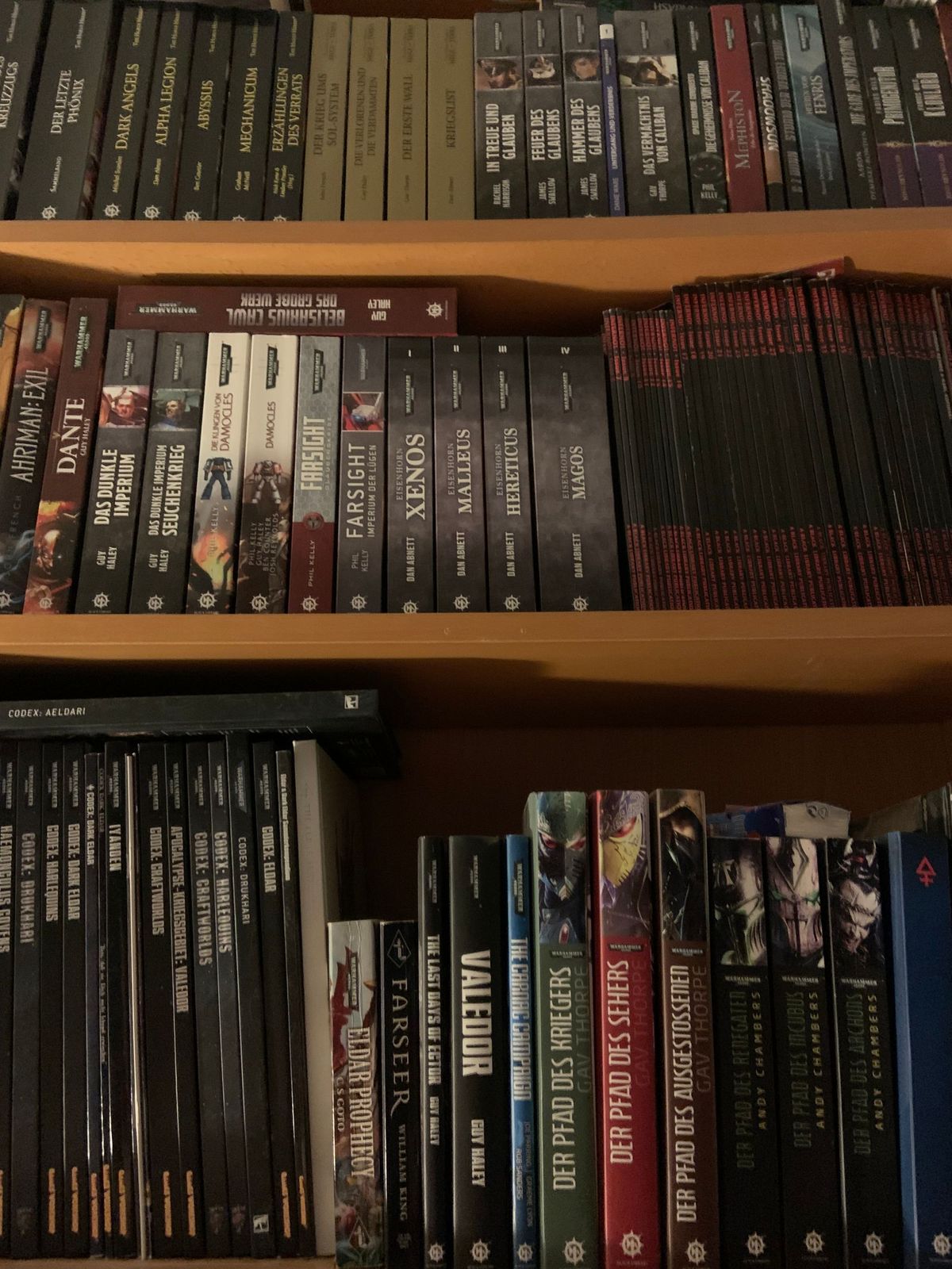 Best Warhammer 40k Books